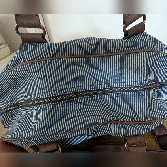 Tommy Bahama Coastal Cove Duffel Travel Weekend Bag - Picture 10 of 11